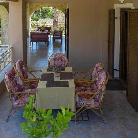 Villa Iris